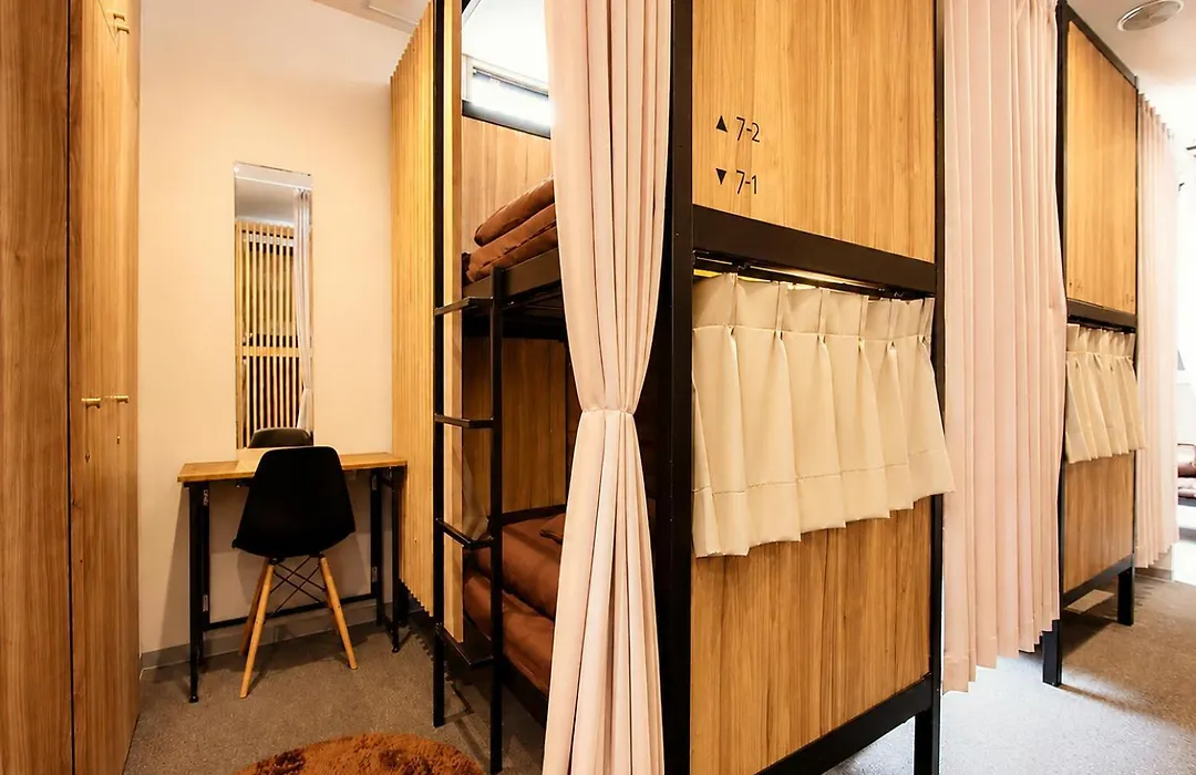 Namba Guesthouse Hive-1